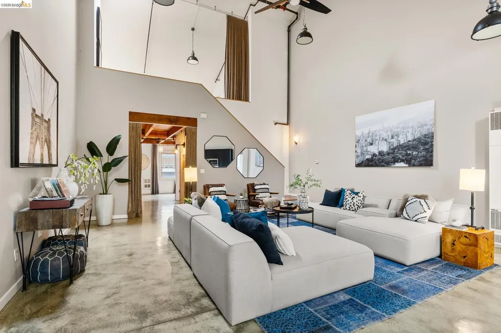 2875 Glascock Street Oakland CA 94601