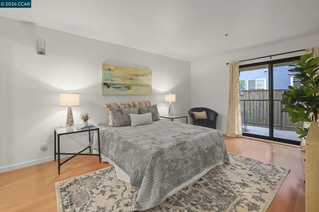 322 Hanover Avenue Oakland CA 94606