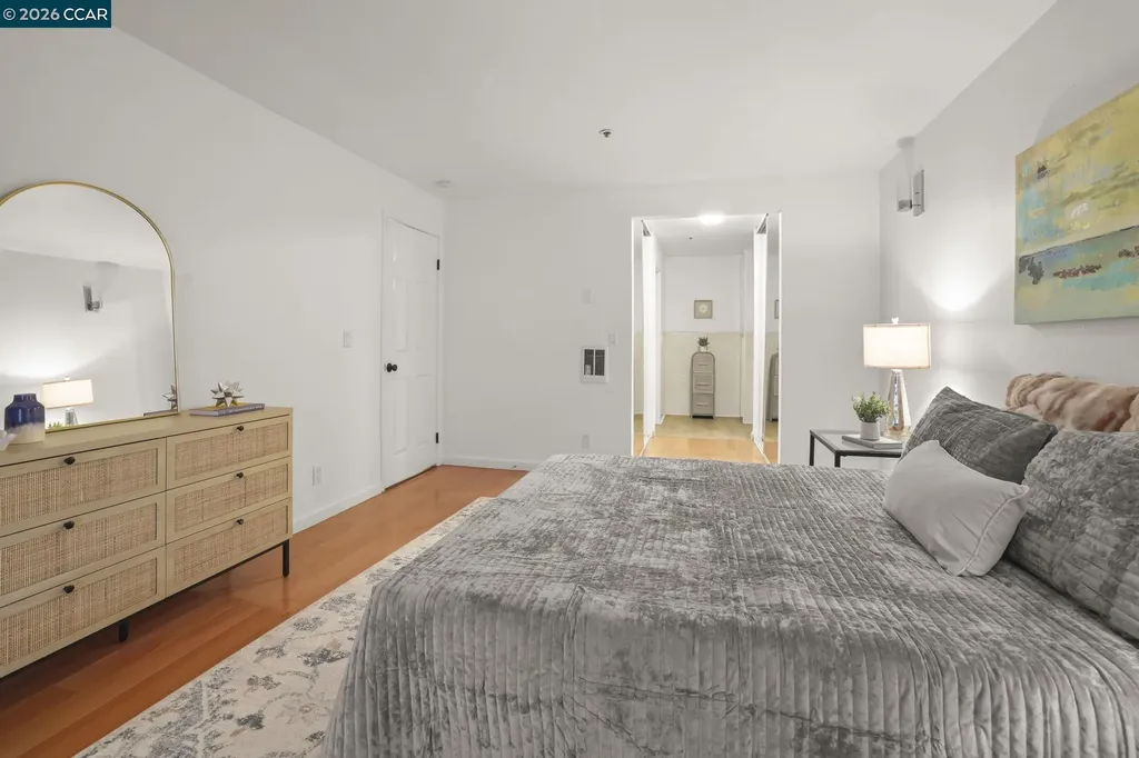 322 Hanover Avenue Oakland CA 94606