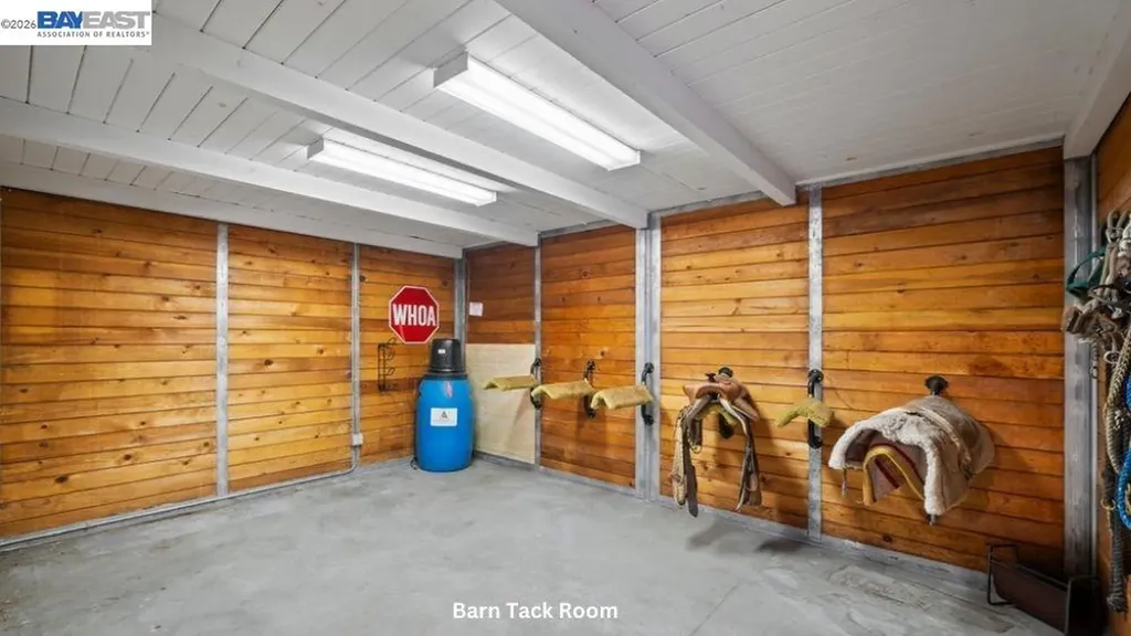 5280 Sheridan Road Sunol CA 94586