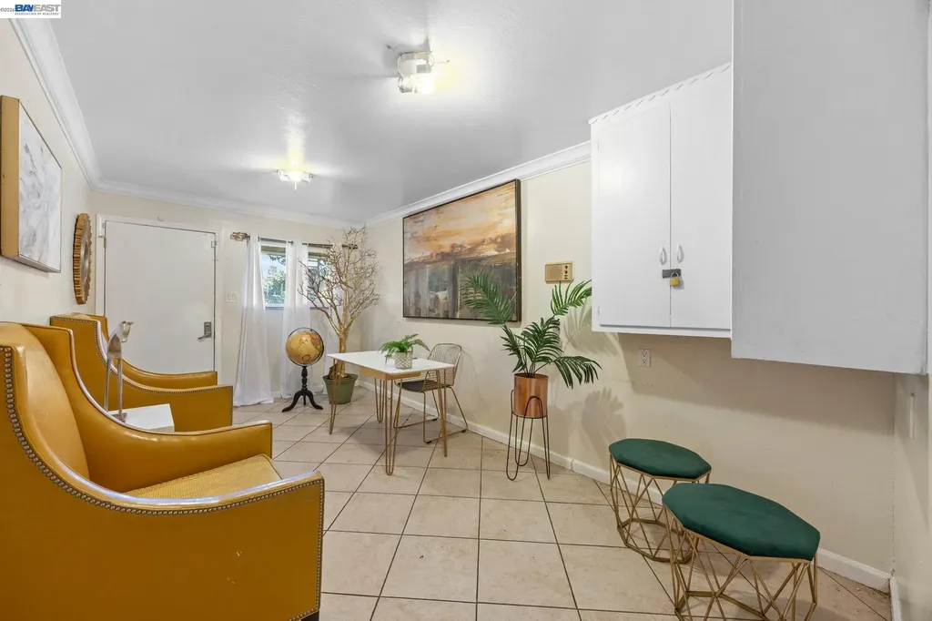 2245 Sol Street Castro Valley CA 94578