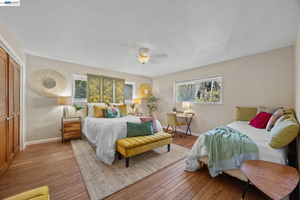 2245 Sol Street Castro Valley CA 94578