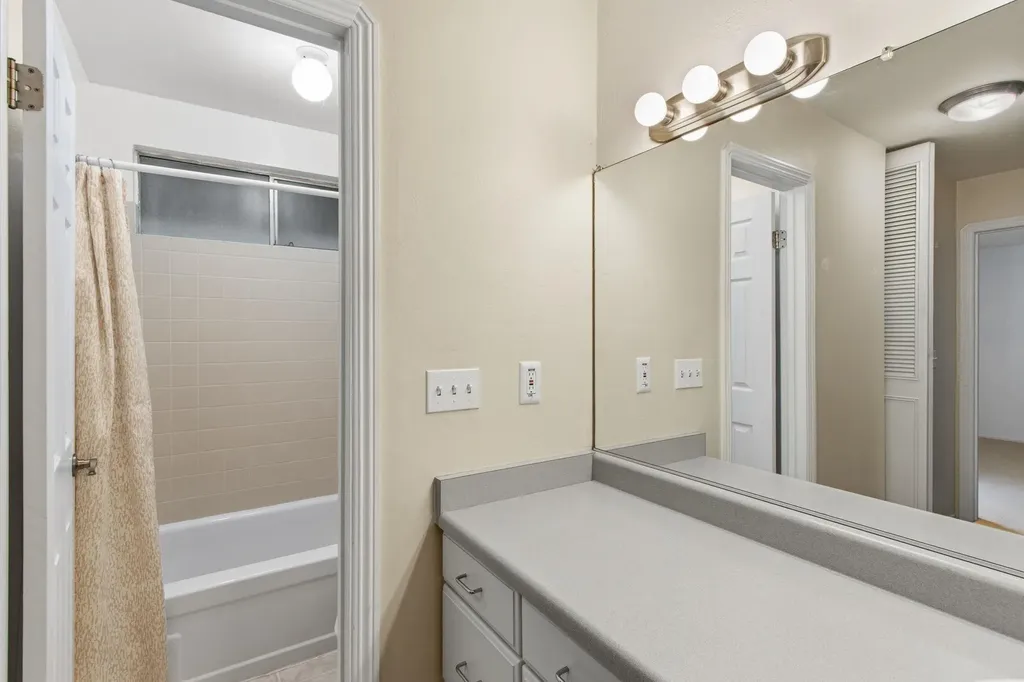 2562 Walnut Boulevard Walnut Creek CA 94596