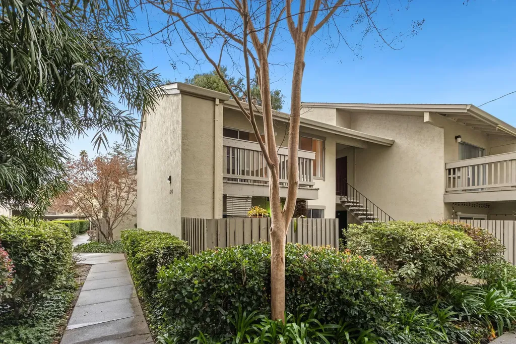 2562 Walnut Boulevard Walnut Creek CA 94596