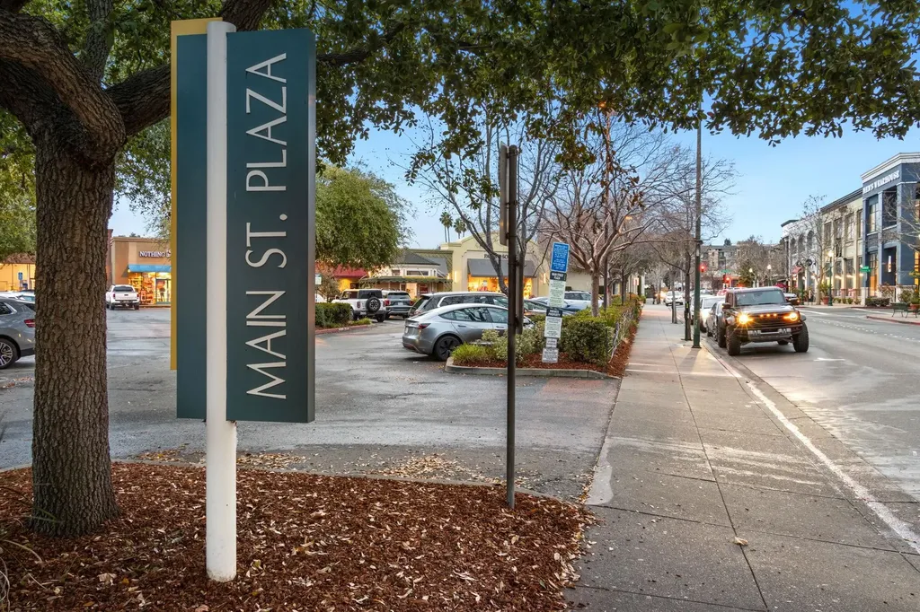 2562 Walnut Boulevard Walnut Creek CA 94596
