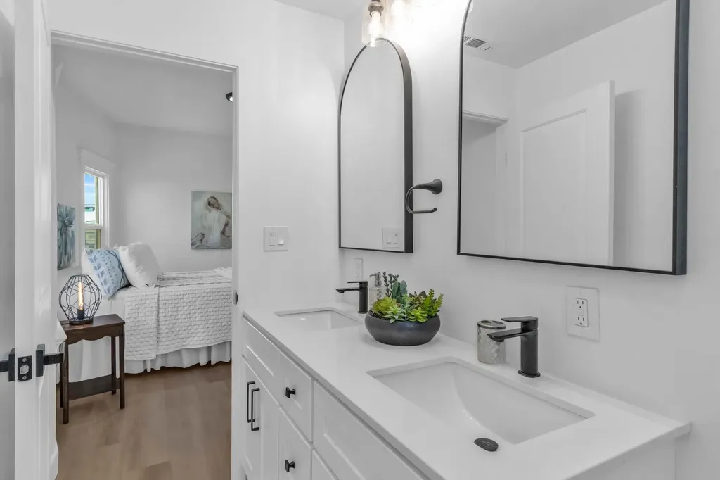 2912 22nd Street Oakland CA 94601