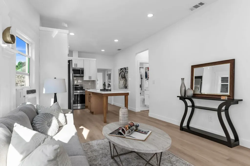 2912 22nd Street Oakland CA 94601