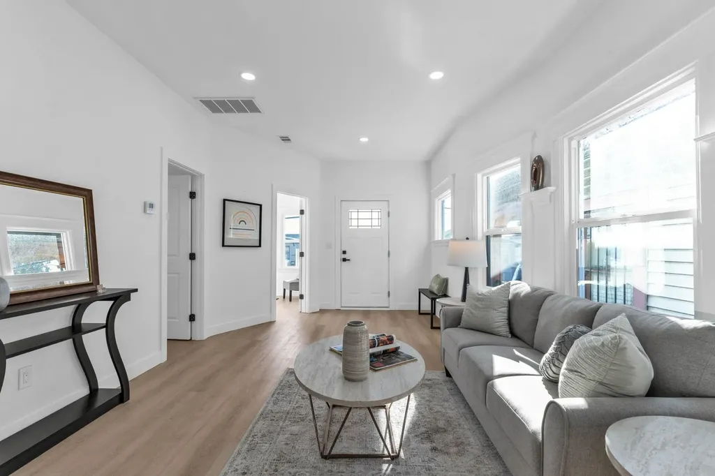 2912 22nd Street Oakland CA 94601