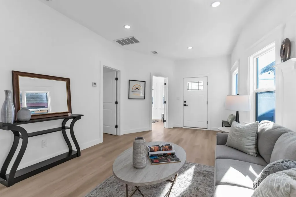 2912 22nd Street Oakland CA 94601