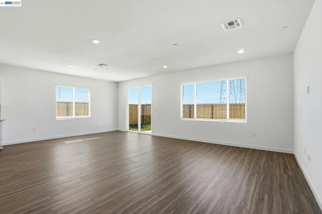 1016 Bluebell Circle Discovery Bay CA 94505