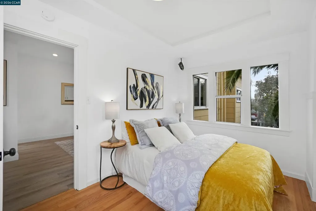 2011 Rosedale Avenue Oakland CA 94601