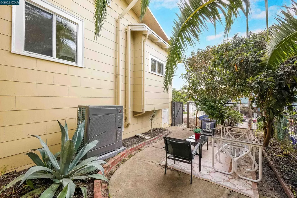 2011 Rosedale Avenue Oakland CA 94601