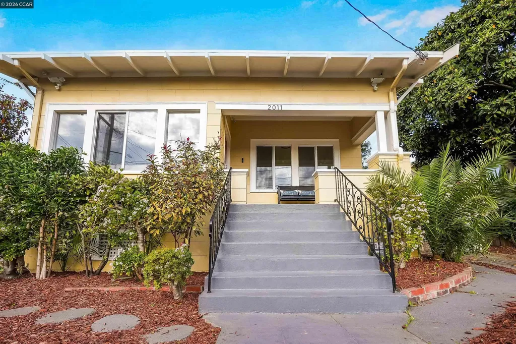 2011 Rosedale Avenue Oakland CA 94601