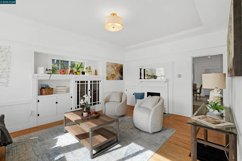 2011 Rosedale Avenue Oakland CA 94601