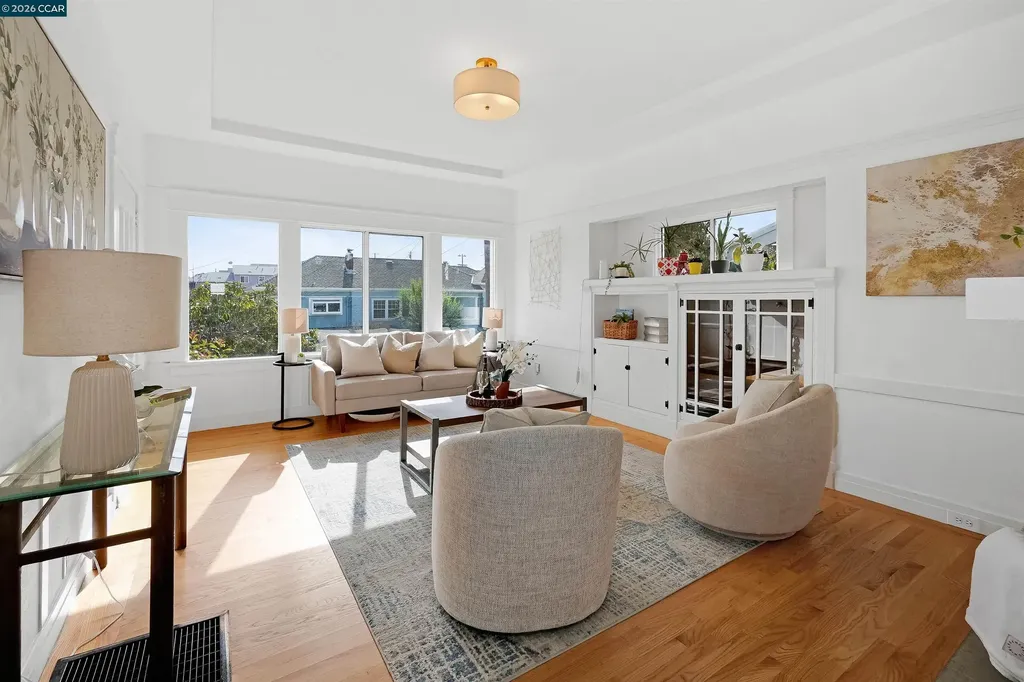 2011 Rosedale Avenue Oakland CA 94601