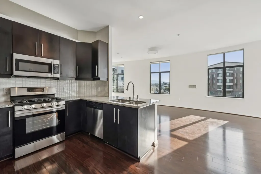 3801 San Pablo Avenue Emeryville CA 94608