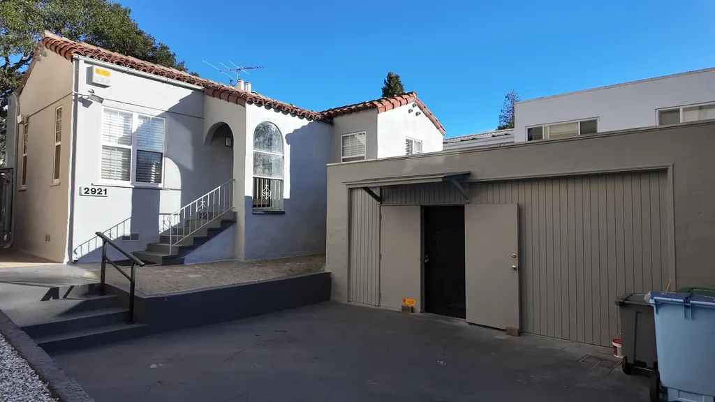 2917 Telegraph Avenue Berkeley CA 94705