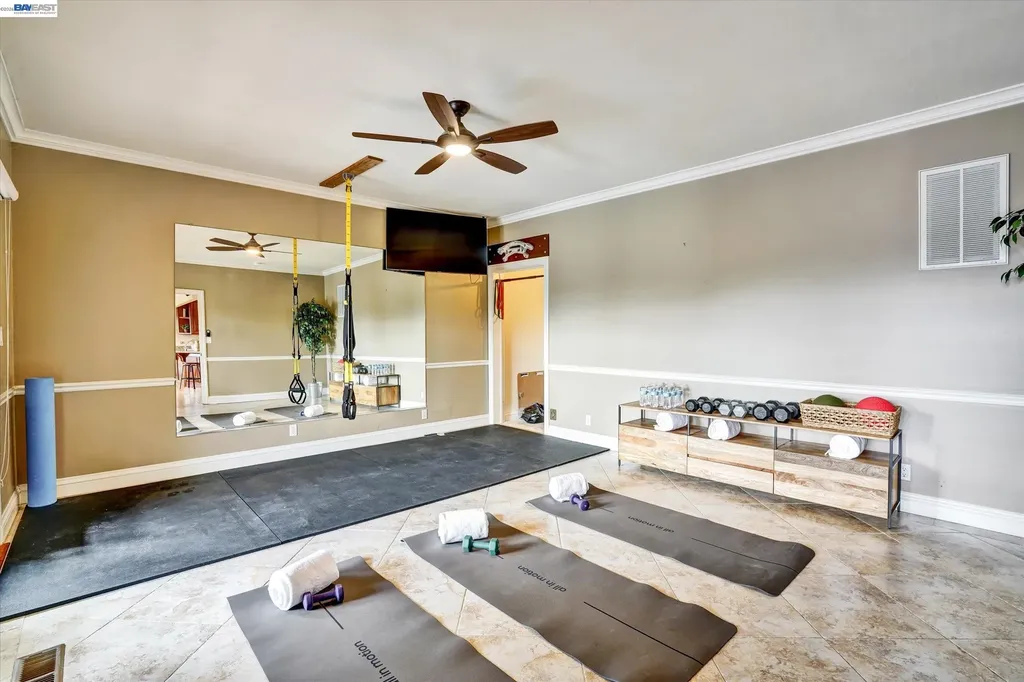 2382 Alameda Diablo Diablo CA 94528