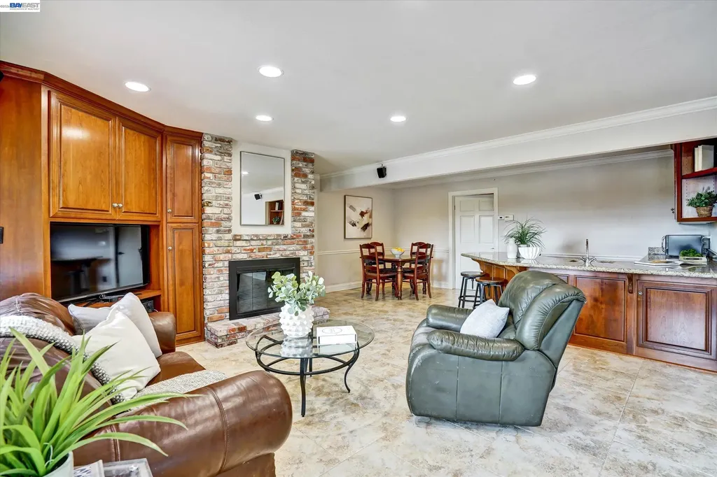 2382 Alameda Diablo Diablo CA 94528