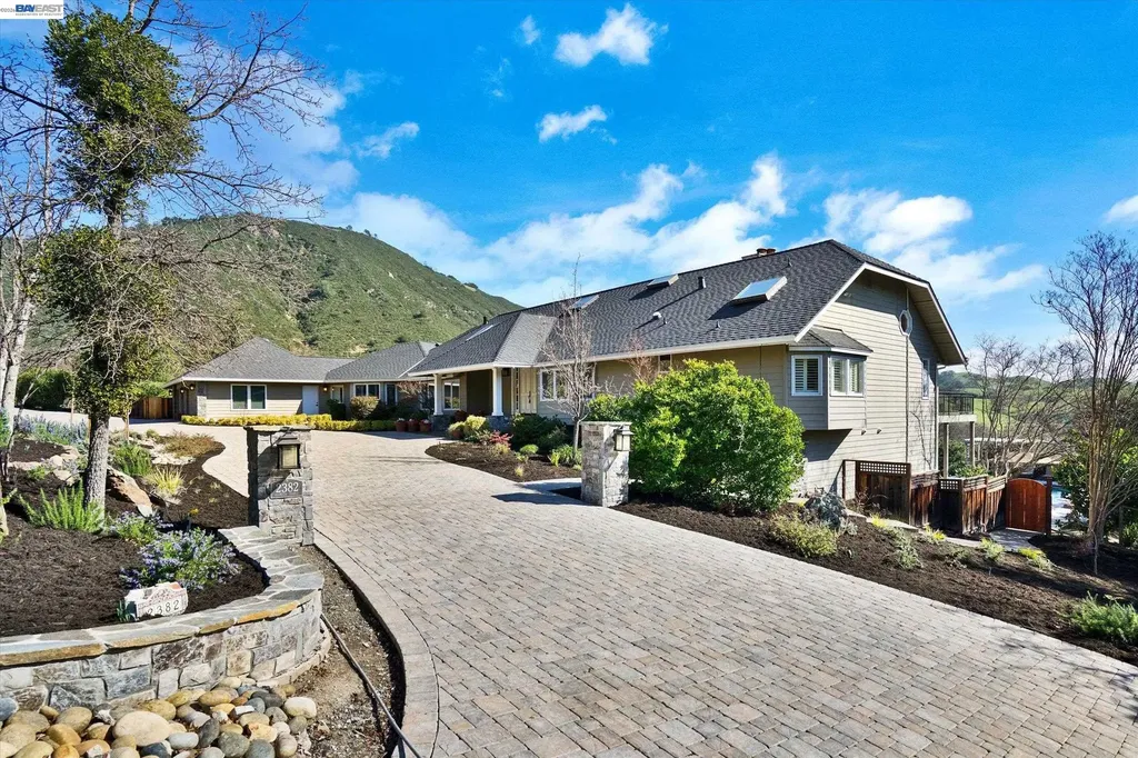 2382 Alameda Diablo Diablo CA 94528