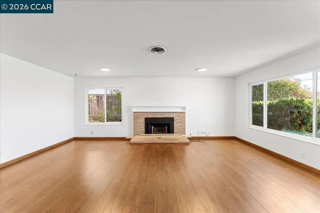 1566 Mann Drive Pinole CA 94564