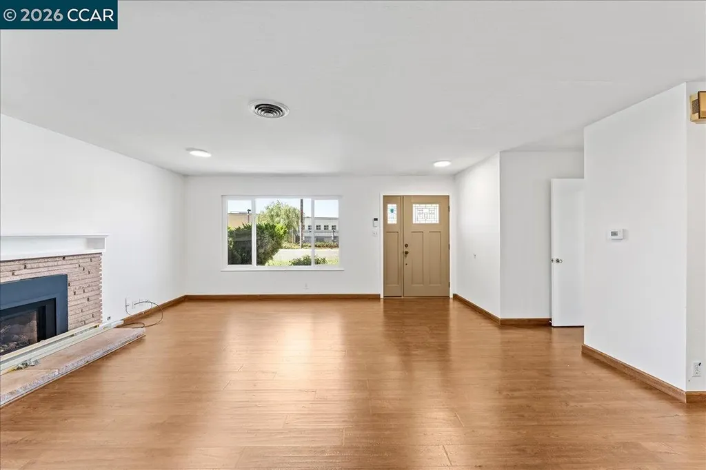 1566 Mann Drive Pinole CA 94564