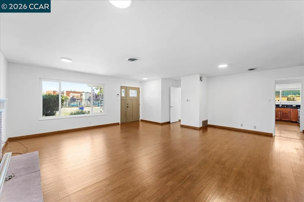 1566 Mann Drive Pinole CA 94564