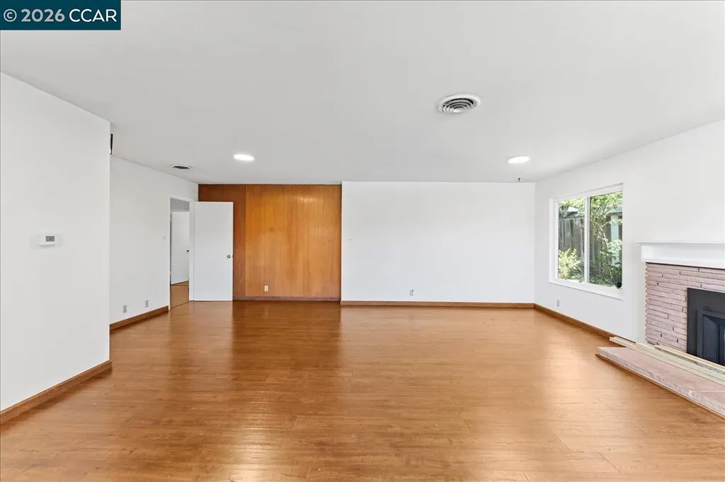 1566 Mann Drive Pinole CA 94564