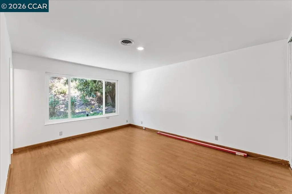 1566 Mann Drive Pinole CA 94564