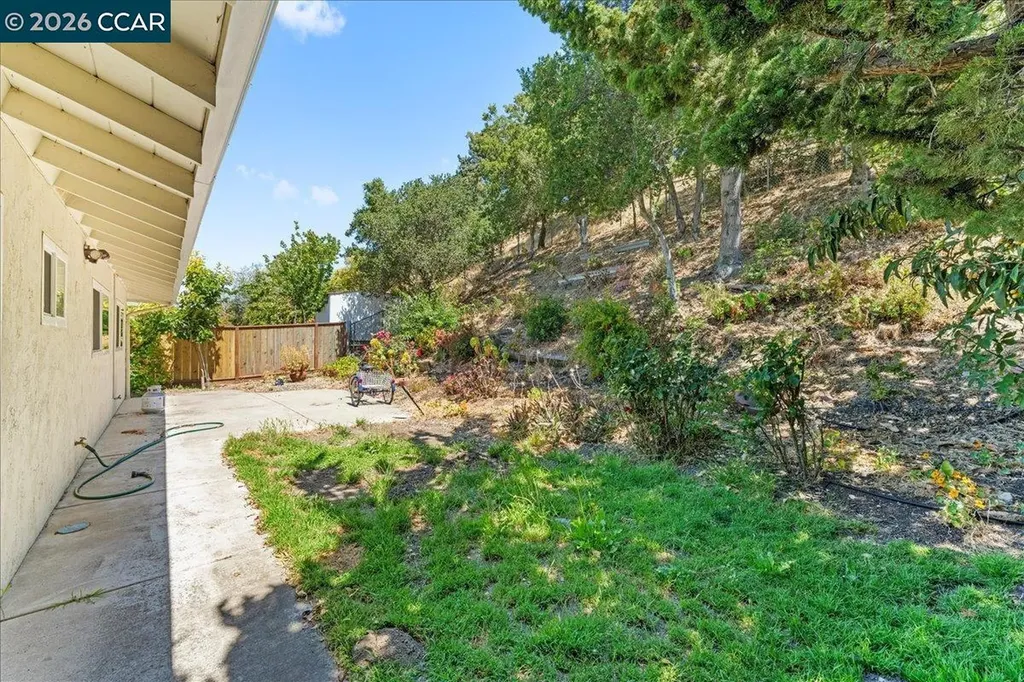 1566 Mann Drive Pinole CA 94564