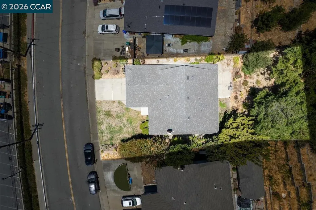 1566 Mann Drive Pinole CA 94564