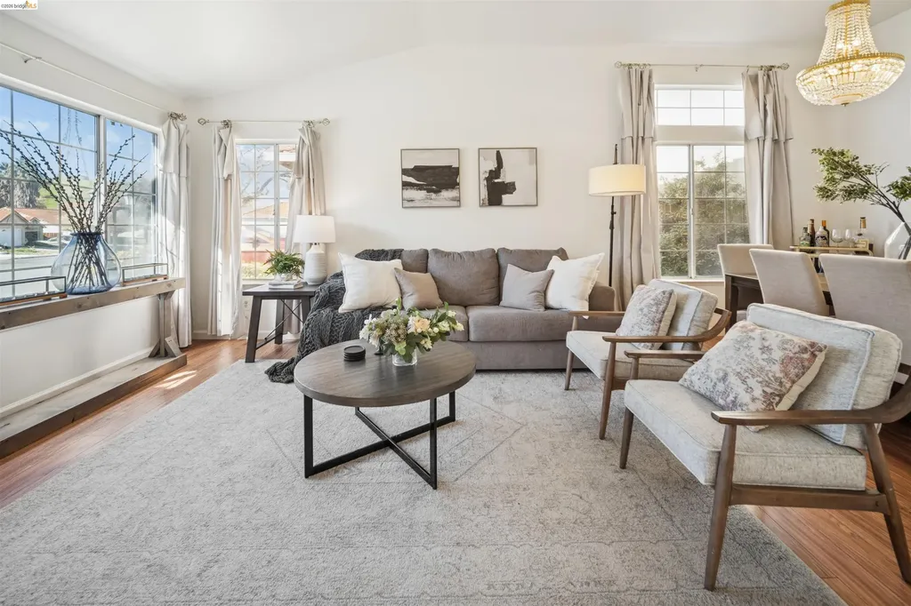 17 Burlwood Court Pittsburg CA 94565