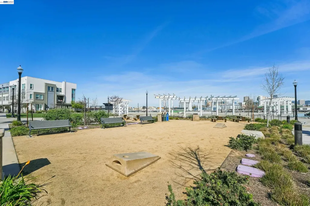 2870 Derbyline Lane Alameda CA 94501