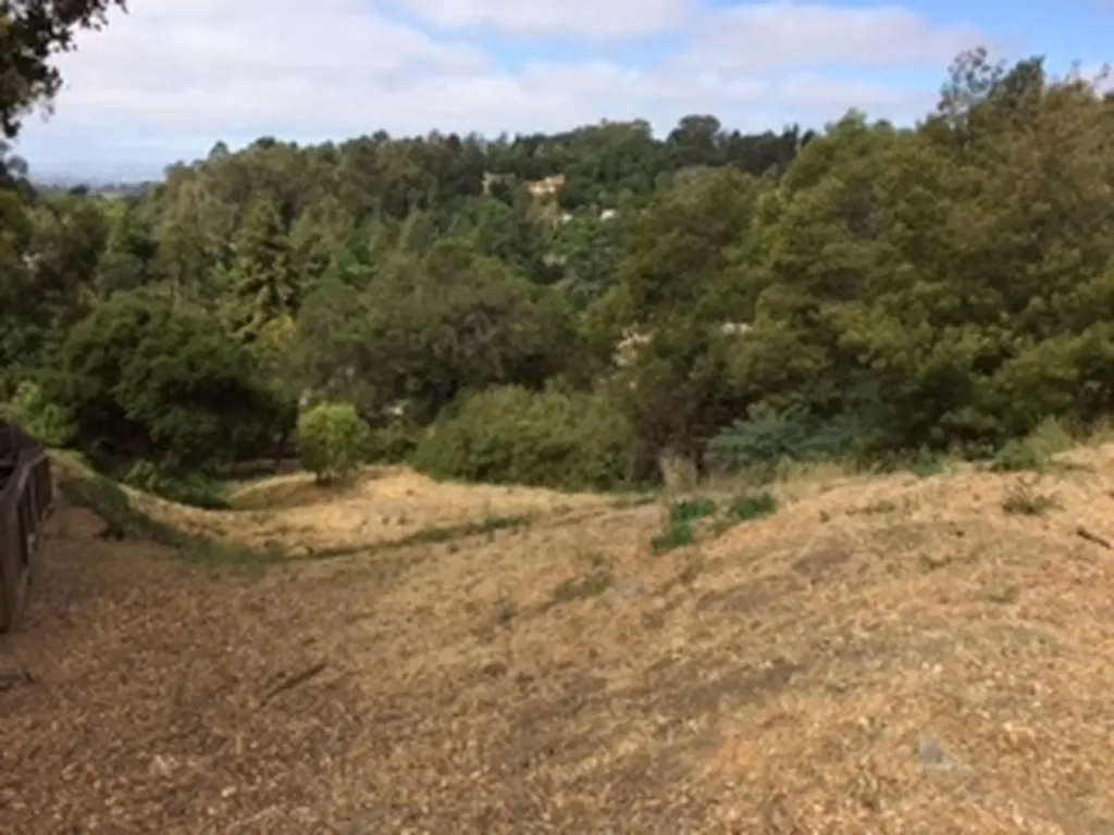 3257 Monterey Boulevard Oakland CA 94602