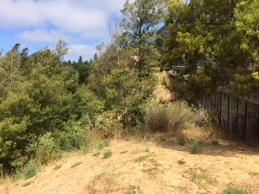 3257 Monterey Boulevard Oakland CA 94602