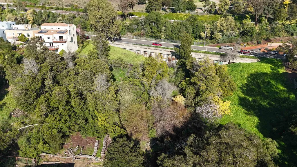 3257 Monterey Boulevard Oakland CA 94602