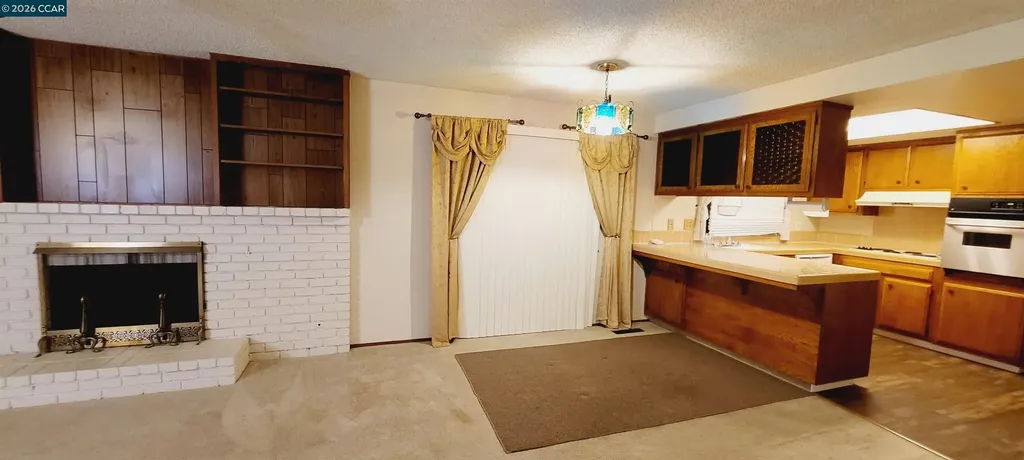1 Castlewood Pittsburg CA 94565