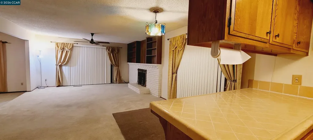 1 Castlewood Pittsburg CA 94565