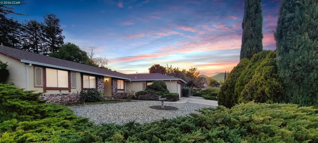 1 Castlewood Pittsburg CA 94565