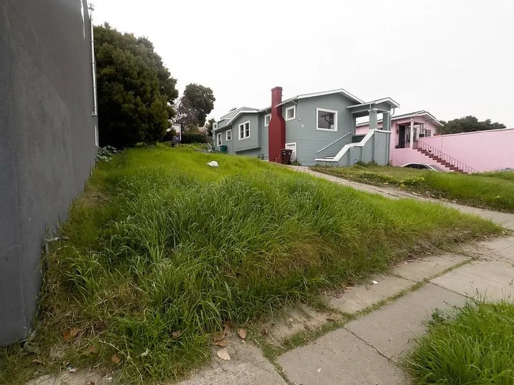 Macarthur Boulevard Oakland CA 94603