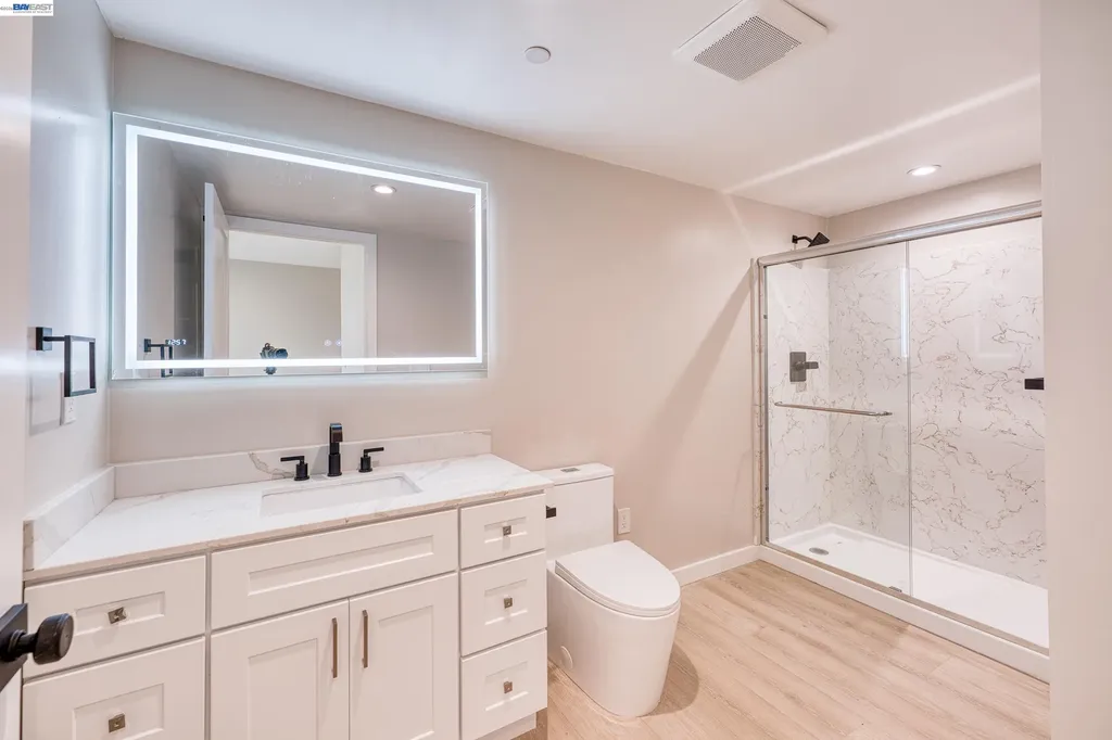 4202 Telegraph Avenue Oakland CA 94609