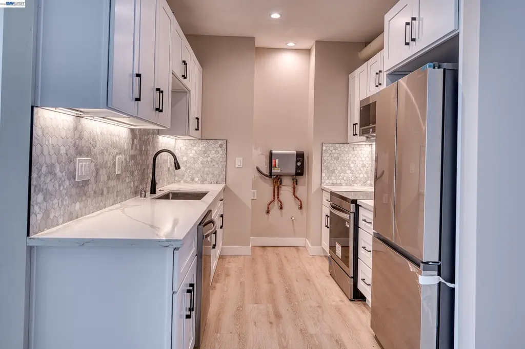 4202 Telegraph Avenue Oakland CA 94609