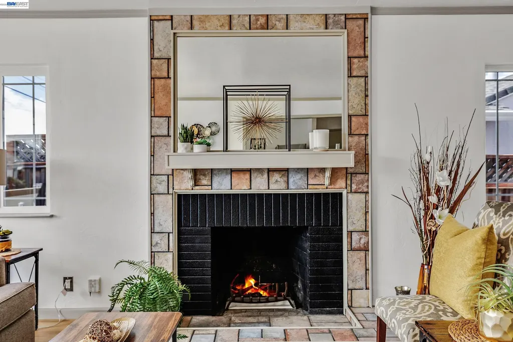 15344 Ruggles Street San Leandro CA 94579
