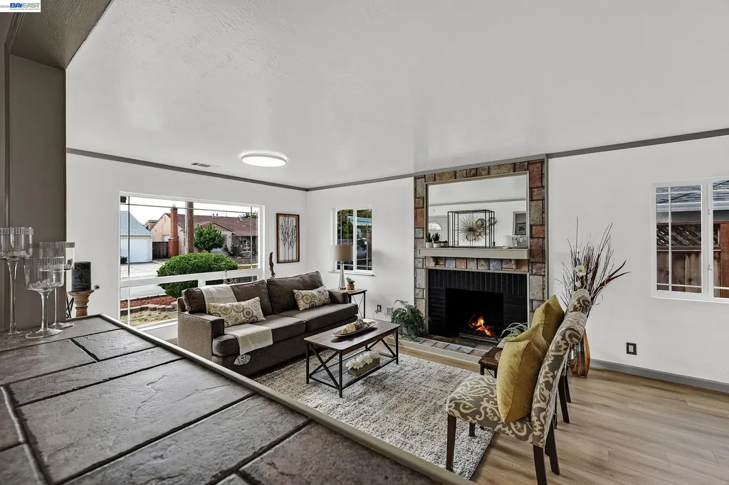 15344 Ruggles Street San Leandro CA 94579