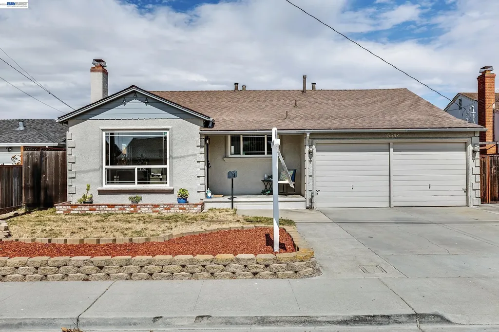 15344 Ruggles Street San Leandro CA 94579