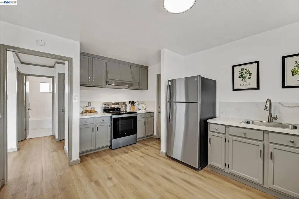 15344 Ruggles Street San Leandro CA 94579
