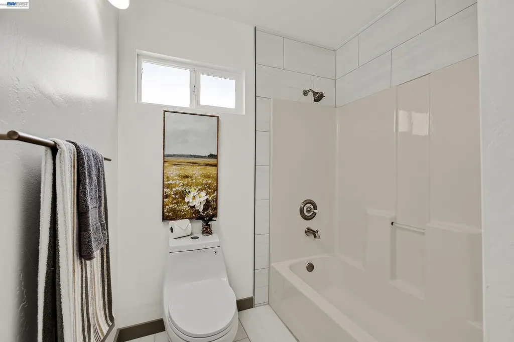 15344 Ruggles Street San Leandro CA 94579