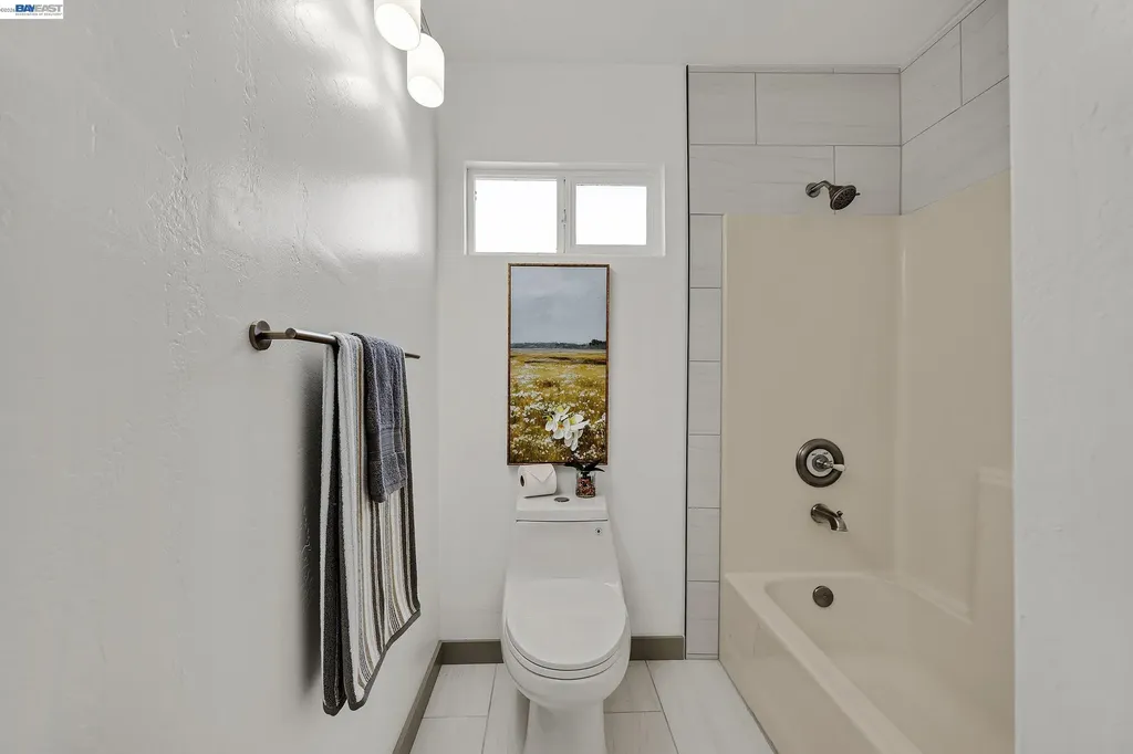 15344 Ruggles Street San Leandro CA 94579