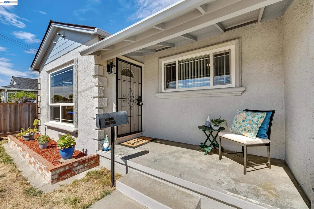 15344 Ruggles Street San Leandro CA 94579