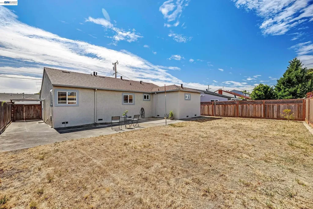15344 Ruggles Street San Leandro CA 94579